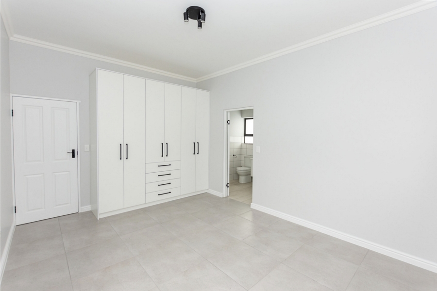 3 Bedroom Property for Sale in Sandy Point Western Cape